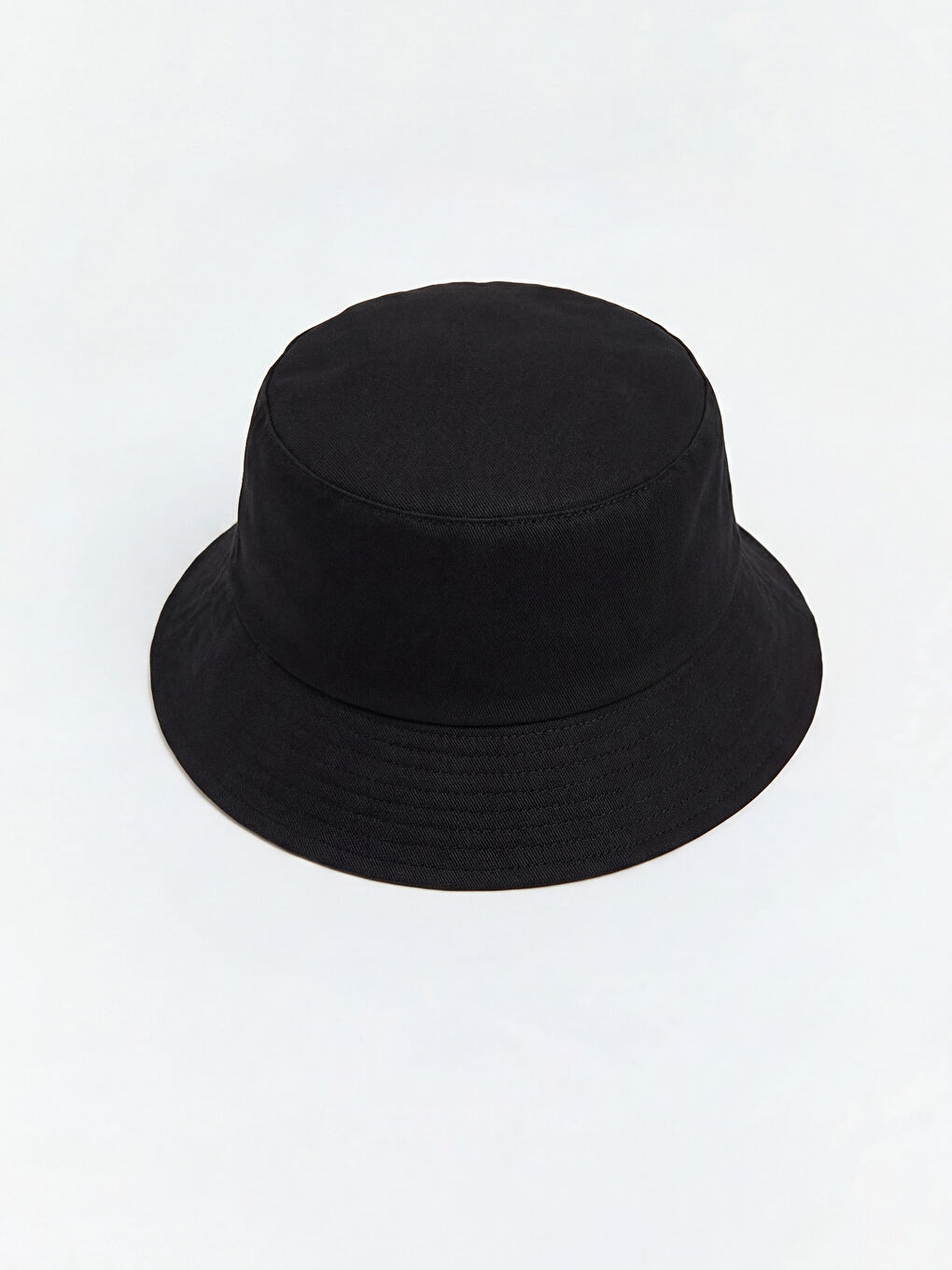 Man BLACK Bucket Hat-1