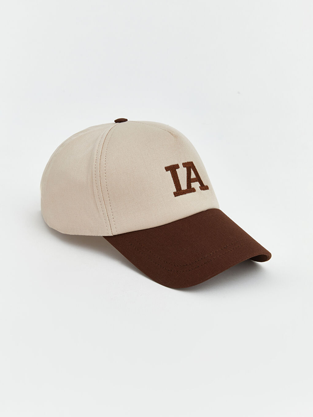 Bej Yazı Nakışlı Erkek Kep Şapka -1