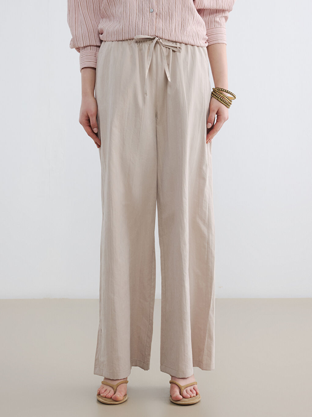 بنطلون نسائي بخصر مطاطي-1