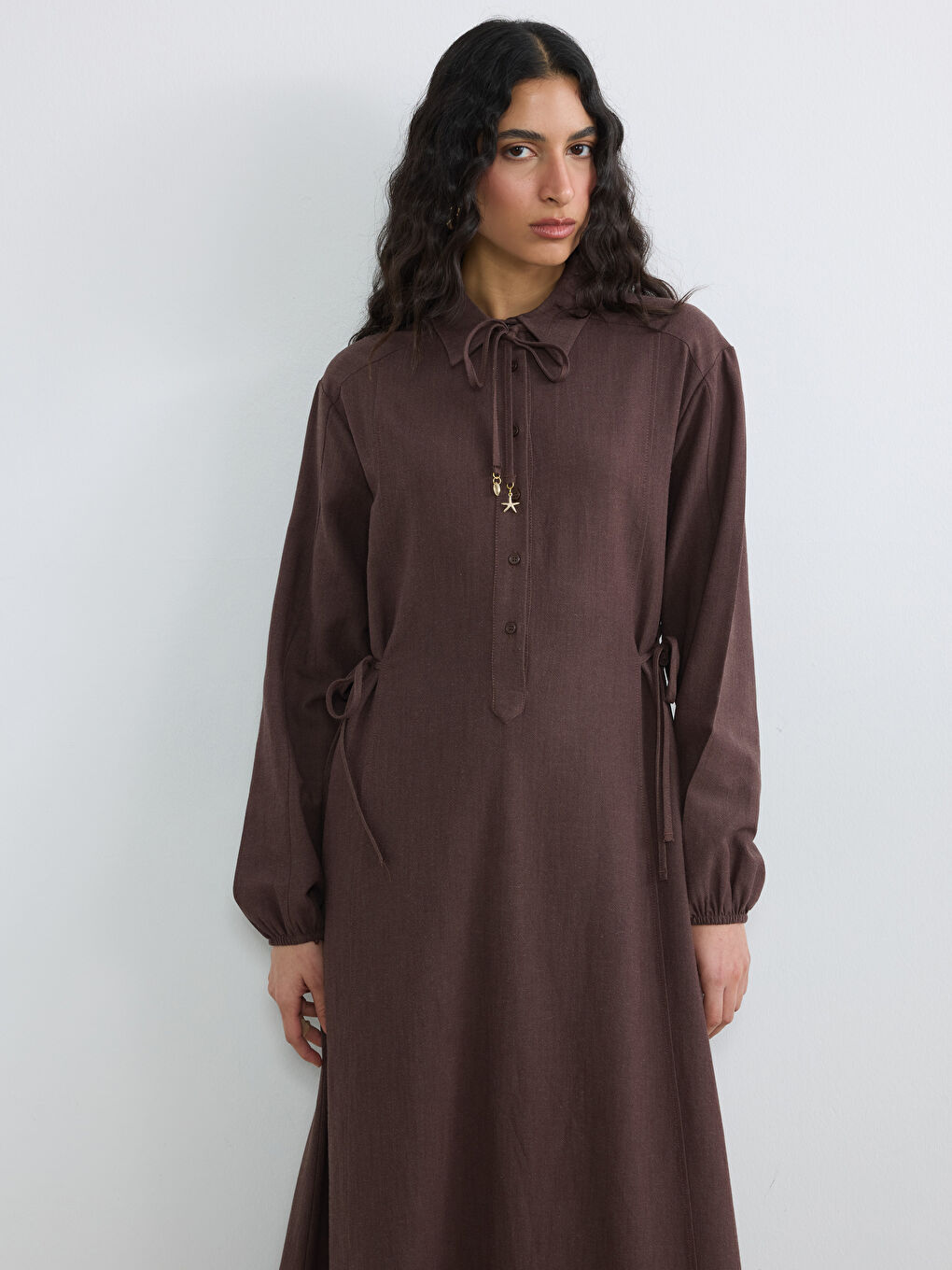 Kahverengi Gömlek Yaka A Kesim Keten Karışımlı Elbise-1