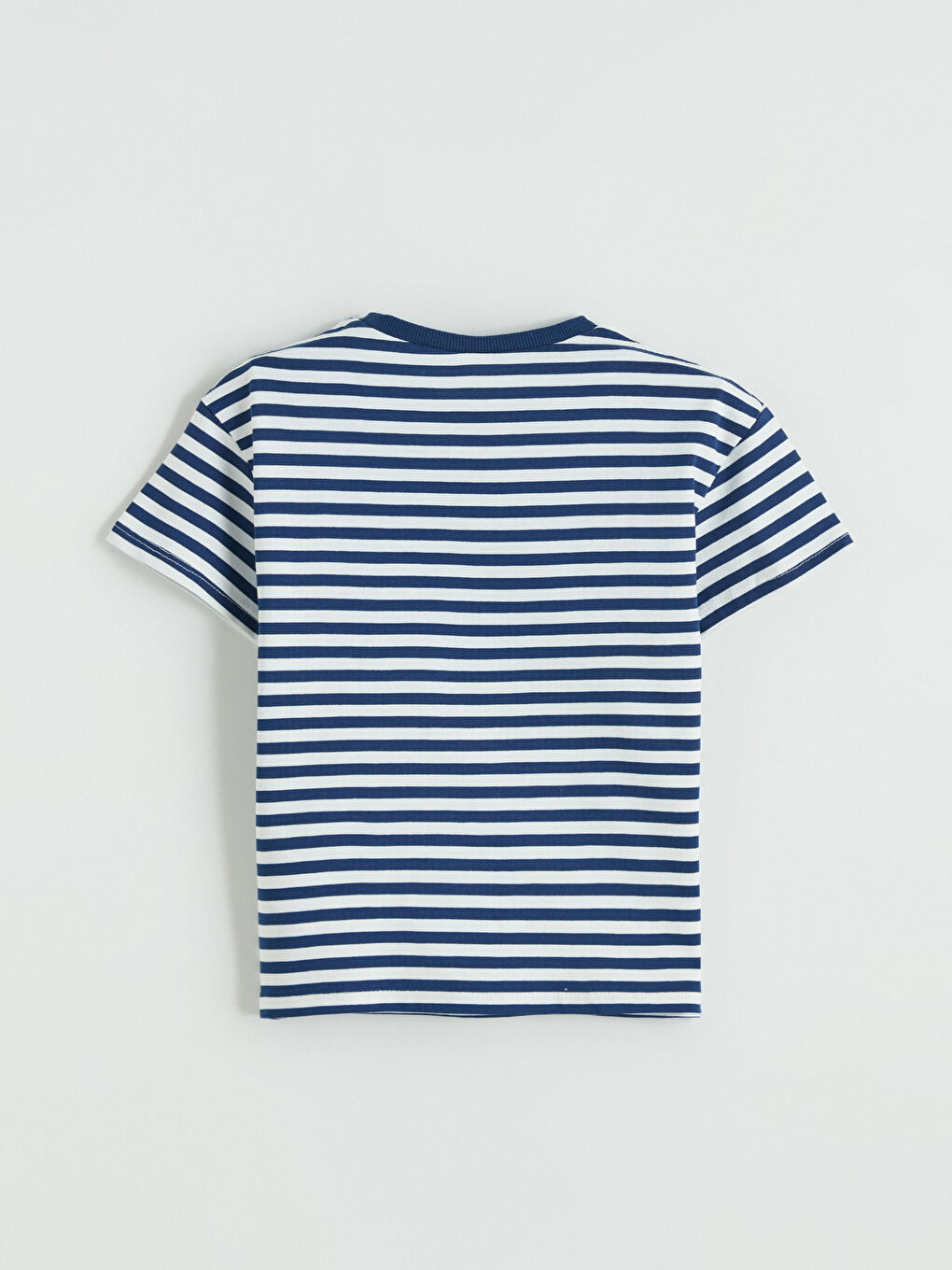 Lacivert Bisiklet Yaka Nakışlı Kız Çocuk Tişört-2