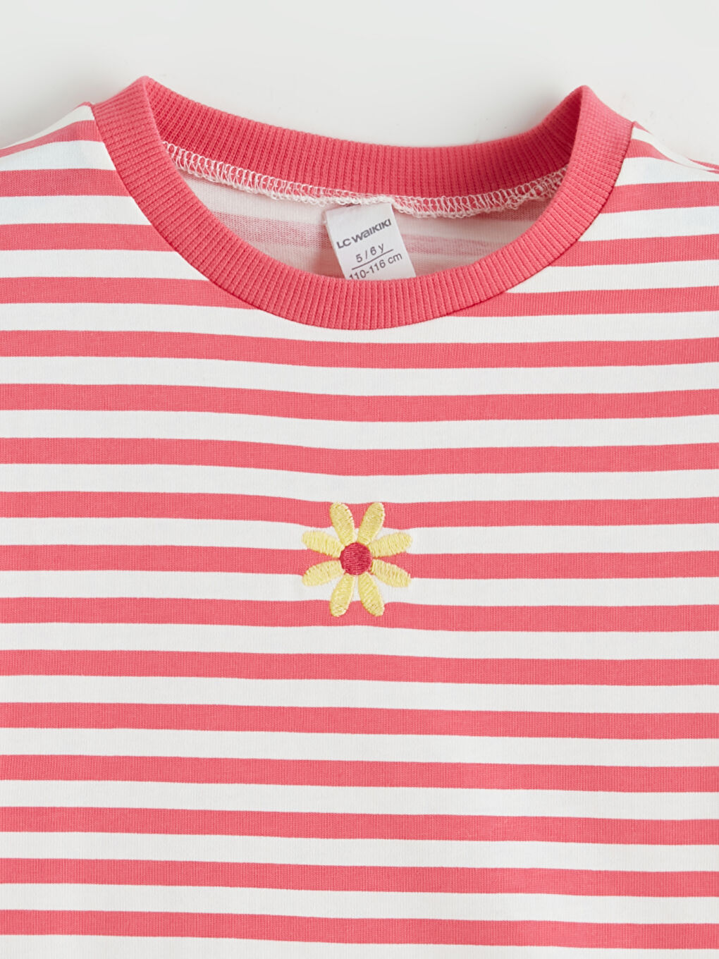 Pembe Bisiklet Yaka Nakışlı Kız Çocuk Tişört-1