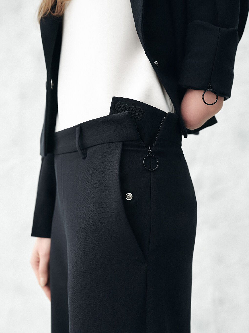 Lacivert Kolay Giyilebilir Fermuarlı Standart Fit Kadın Pantolon-1