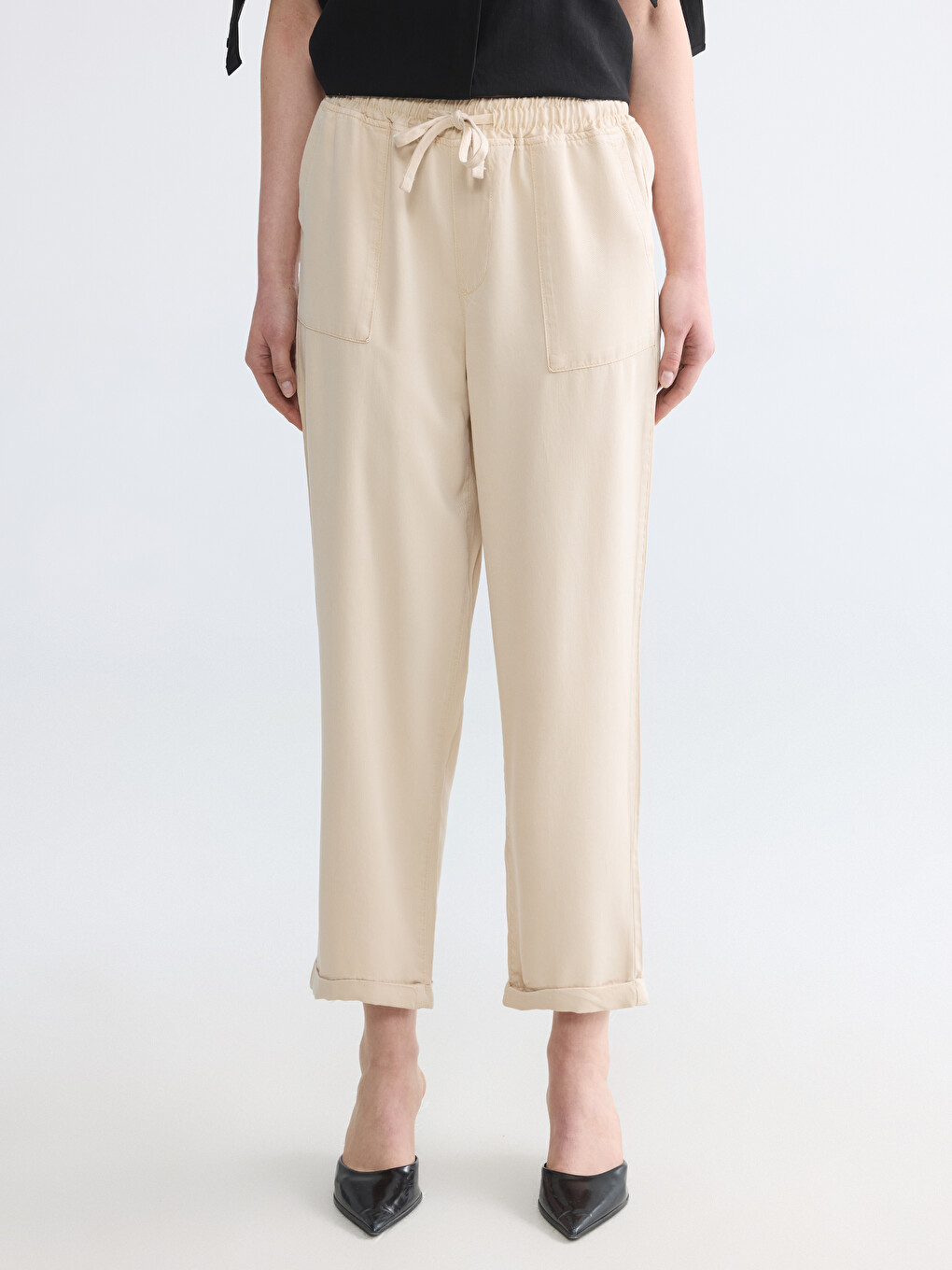 Bej Beli Lastikli Carrot Fit Kadın Jean Pantolon-1