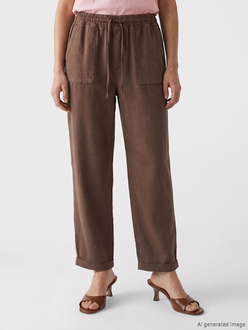 Kahverengi Beli Lastikli Carrot Fit Kadın Jean Pantolon-1