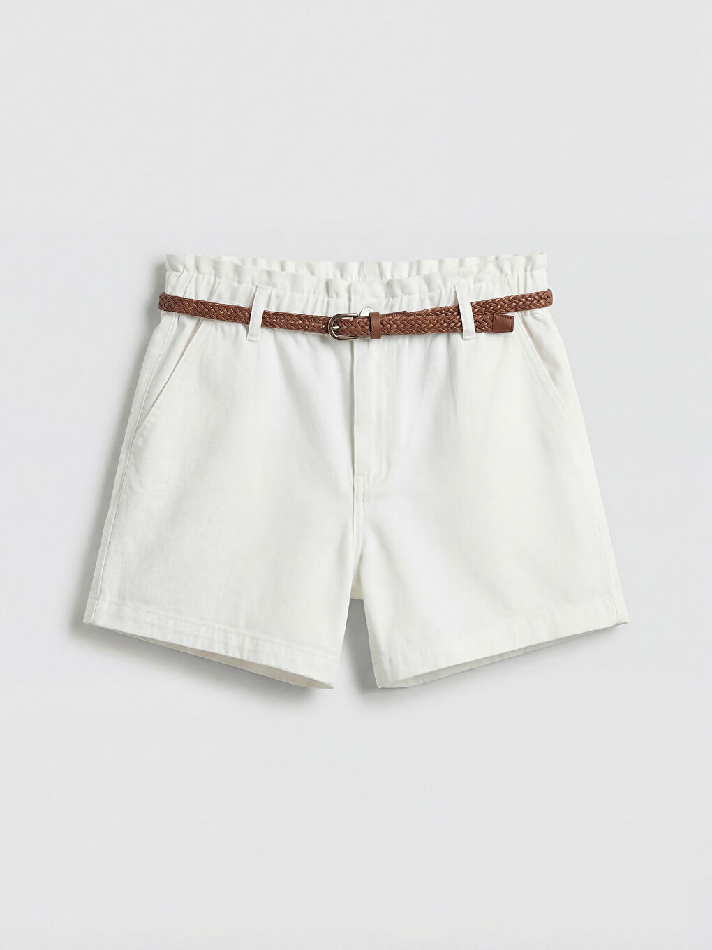 Beyaz Beli Kemerli Kadın Jean Şort-2