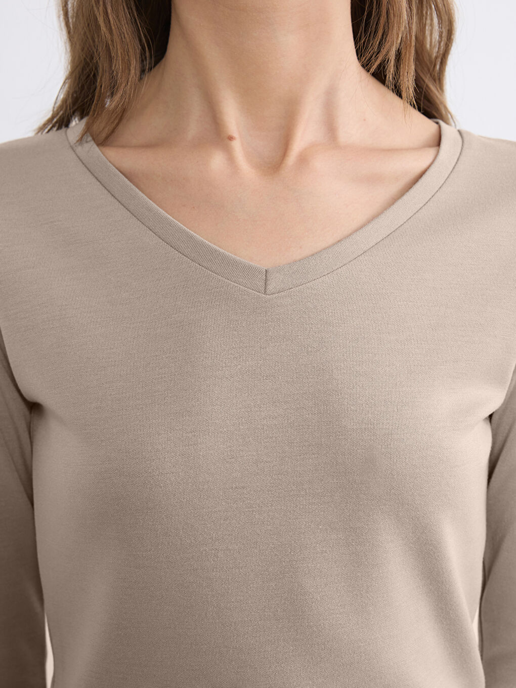 Kahverengi V Yaka Kadın Body-2