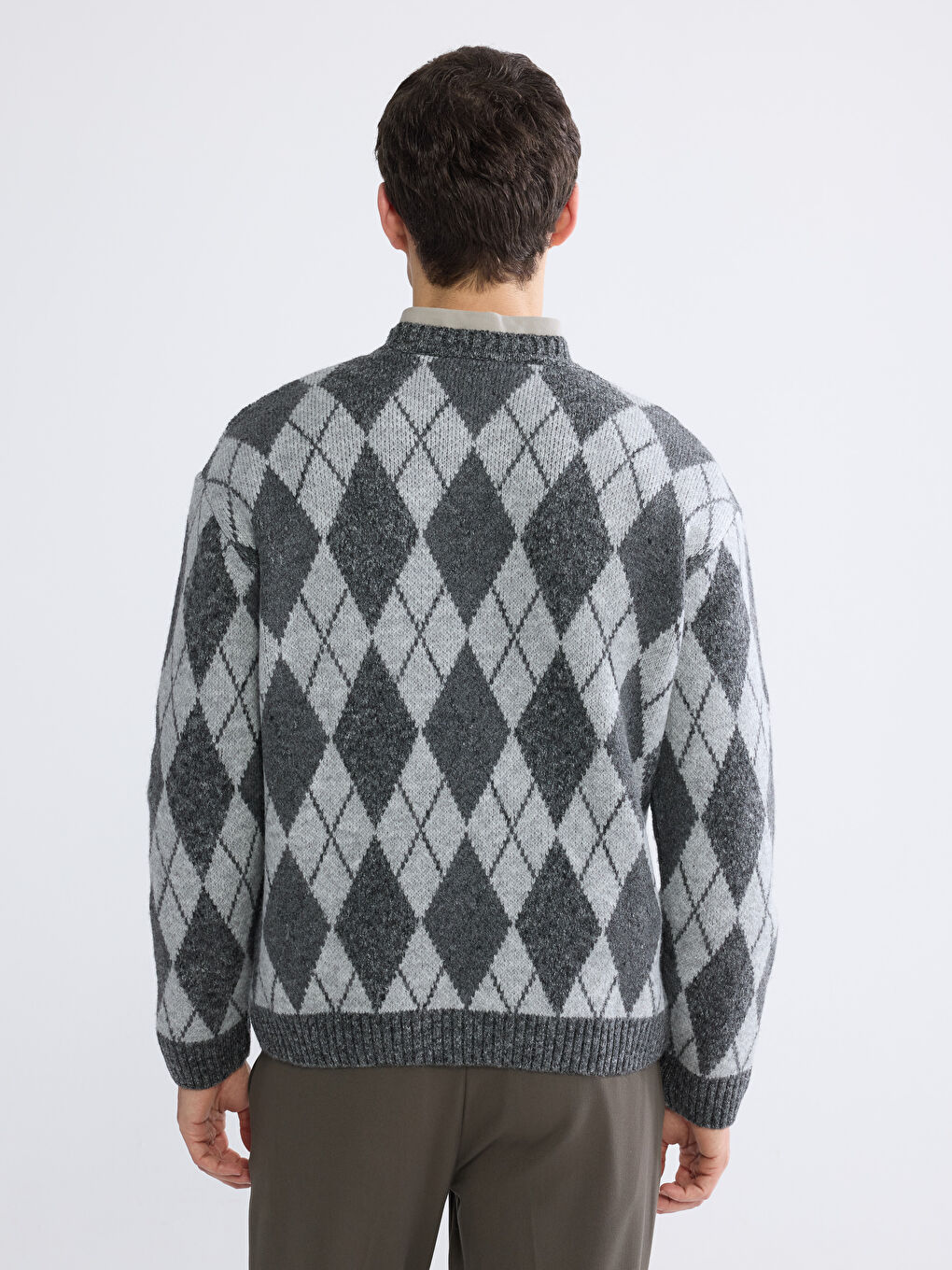 Crew Neck Patterned Men's Knit Sweater-3