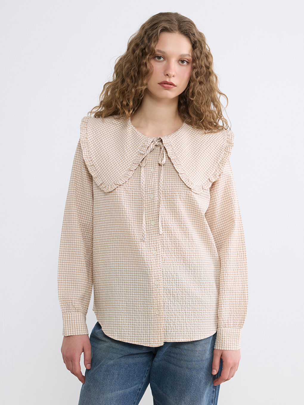 Bej Bebe Yaka Ekose Fırfırlı Bluz	-1