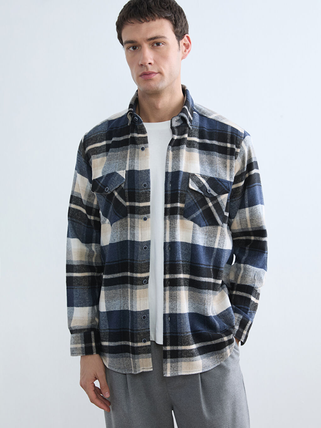 کراسی فلانێل شینی تۆخ پیاو