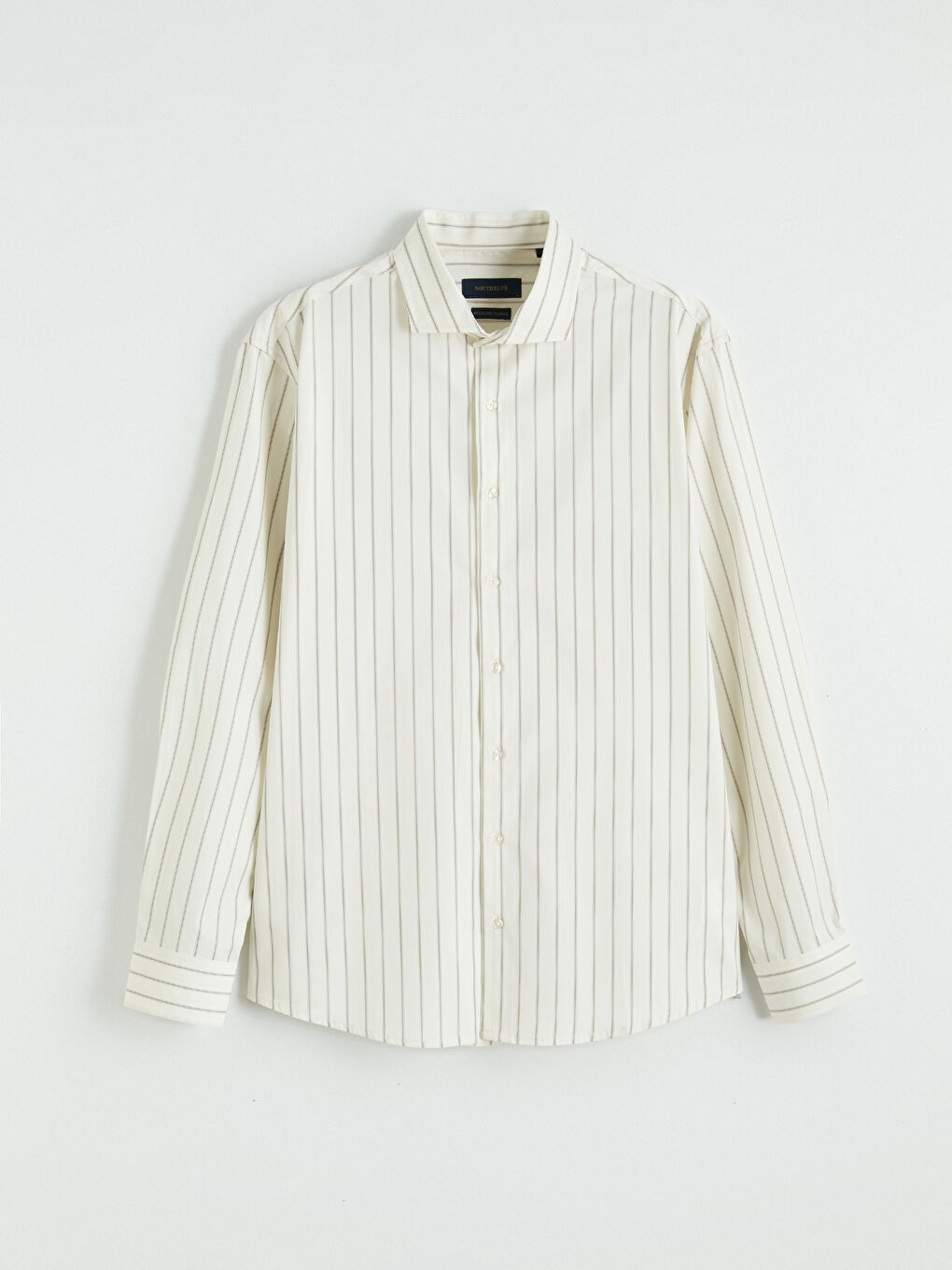 Мъж Бежово Риза-3