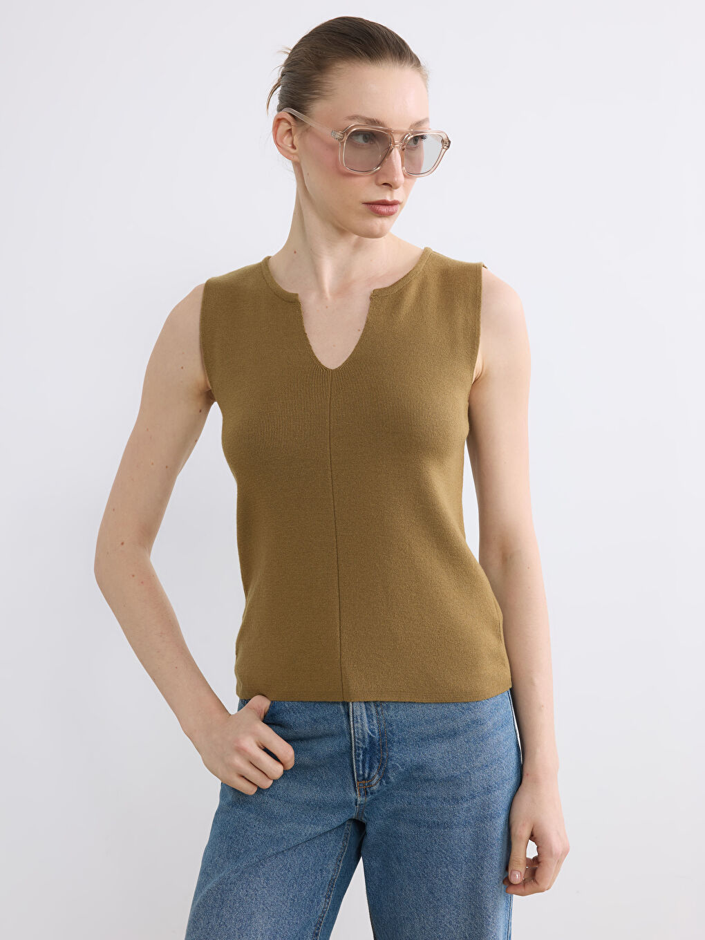 Yeşil Kaçık Yaka Kadın Triko Atlet