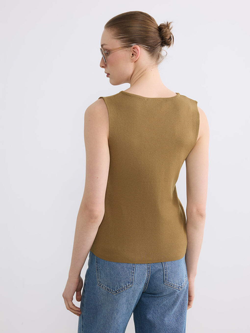 Yeşil Kaçık Yaka Kadın Triko Atlet-3