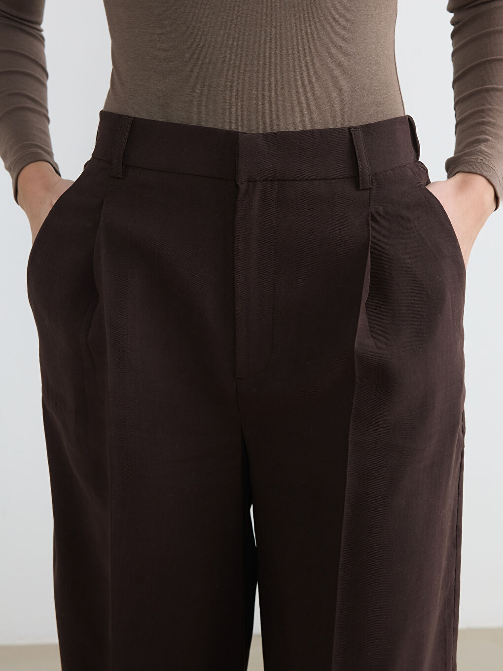 Women's Pleated Fabric Trousers with Elastic Waistband-2