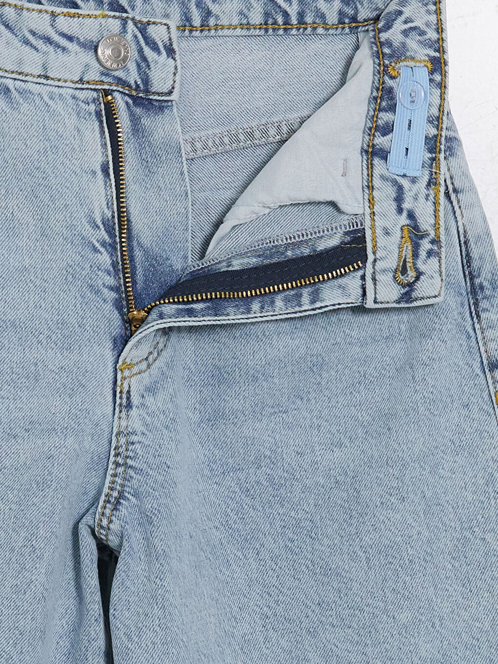 Mavi Yırtık Detaylı Kız Çocuk Jean Şortolon-3