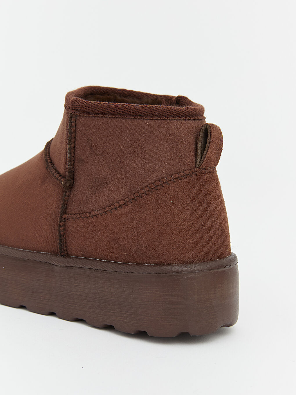 Kahverengi Süet Görünümlü Kadın Bot-4