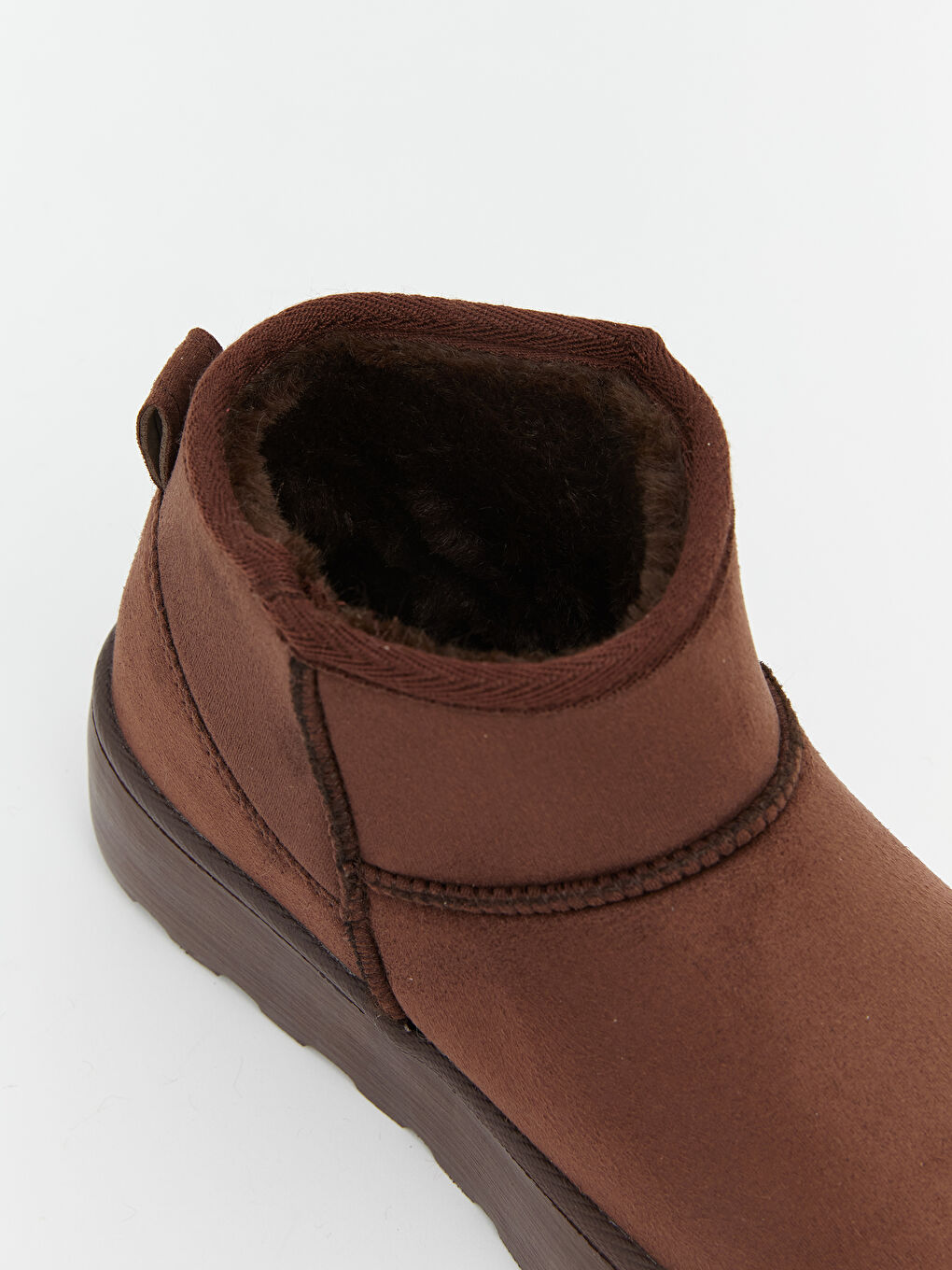 Kahverengi Süet Görünümlü Kadın Bot-5