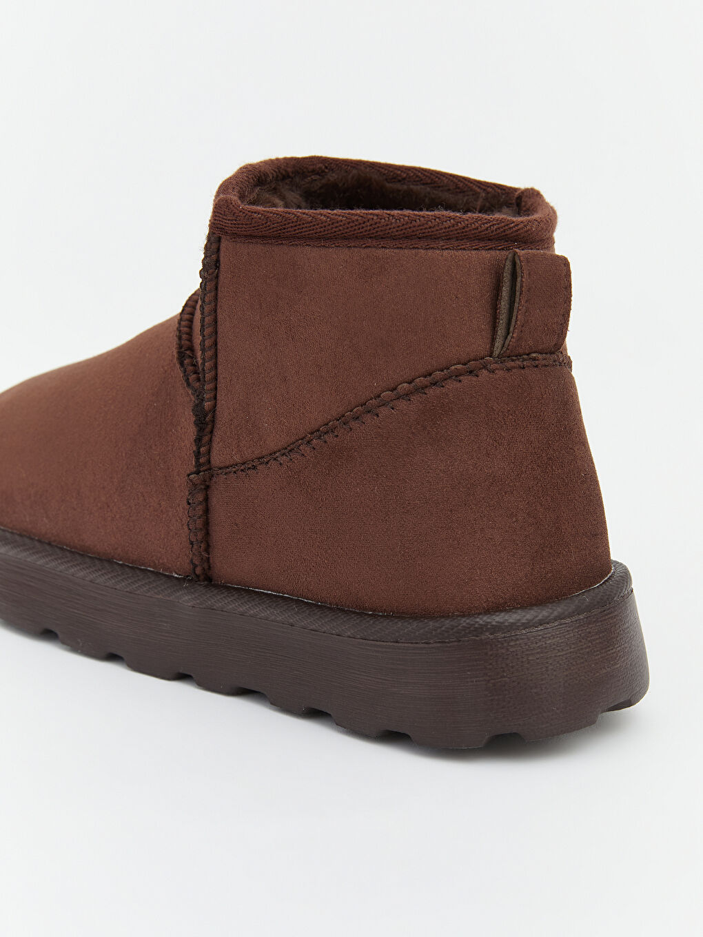 Kahverengi Süet Görünümlü Kadın Bot-4