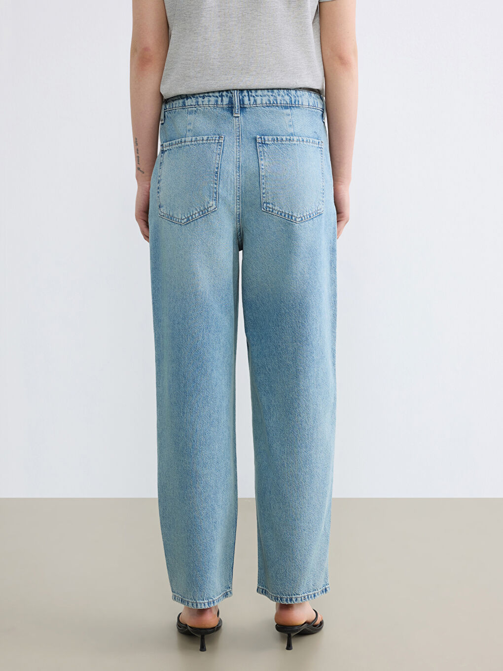 İndigo Yüksek Bel Carrot Fit Kadın Pileli Jean Pantolon-3