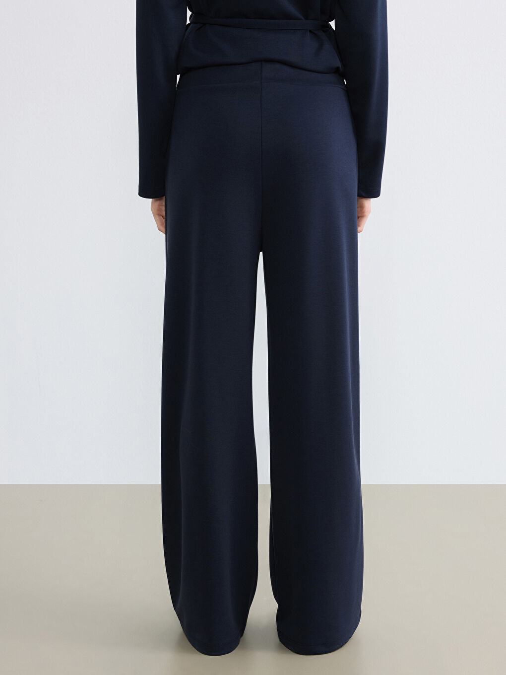 Lacivert Beli Lastikli Soft Touch Kadın Eşofman Altı-3