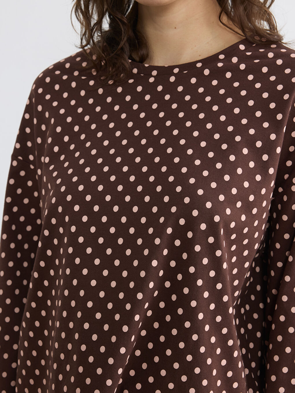 Polka Dot Women's Pajama Set with a Crew Neck-2