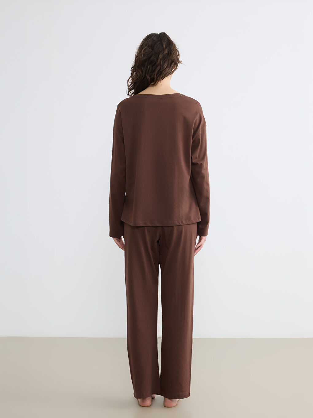 Kahverengi Bisiklet Yaka Baskılı Kadın Pijama Takımı-3