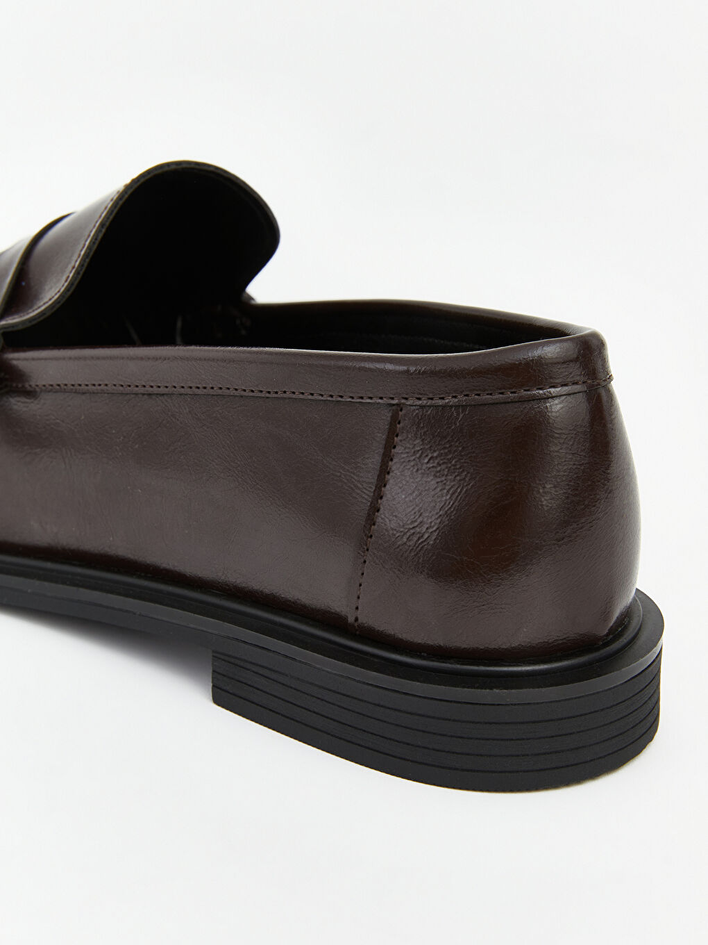 Bordo Deri Görünümlü Kadın Klasik Ayakkabı-4