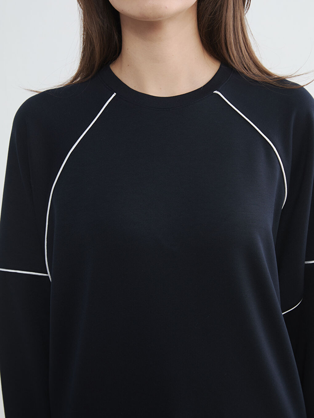 Lacivert Bisiklet Yaka Kadın Sweatshirt-2