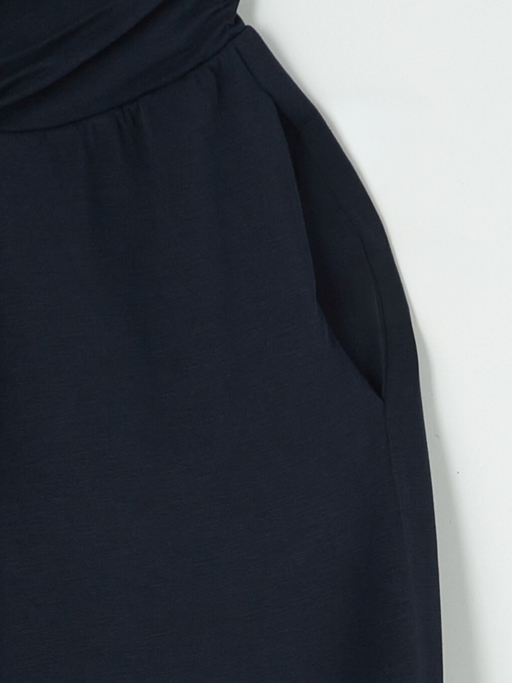 Woman NAVY Sweatpants-3