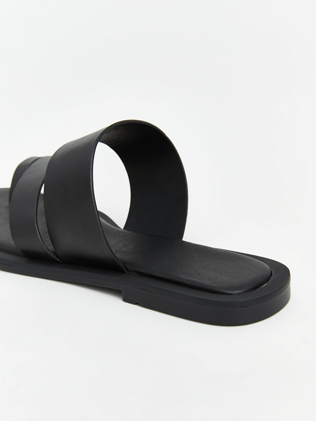 Siyah Çapraz Bantlı Kadın Terlik-4