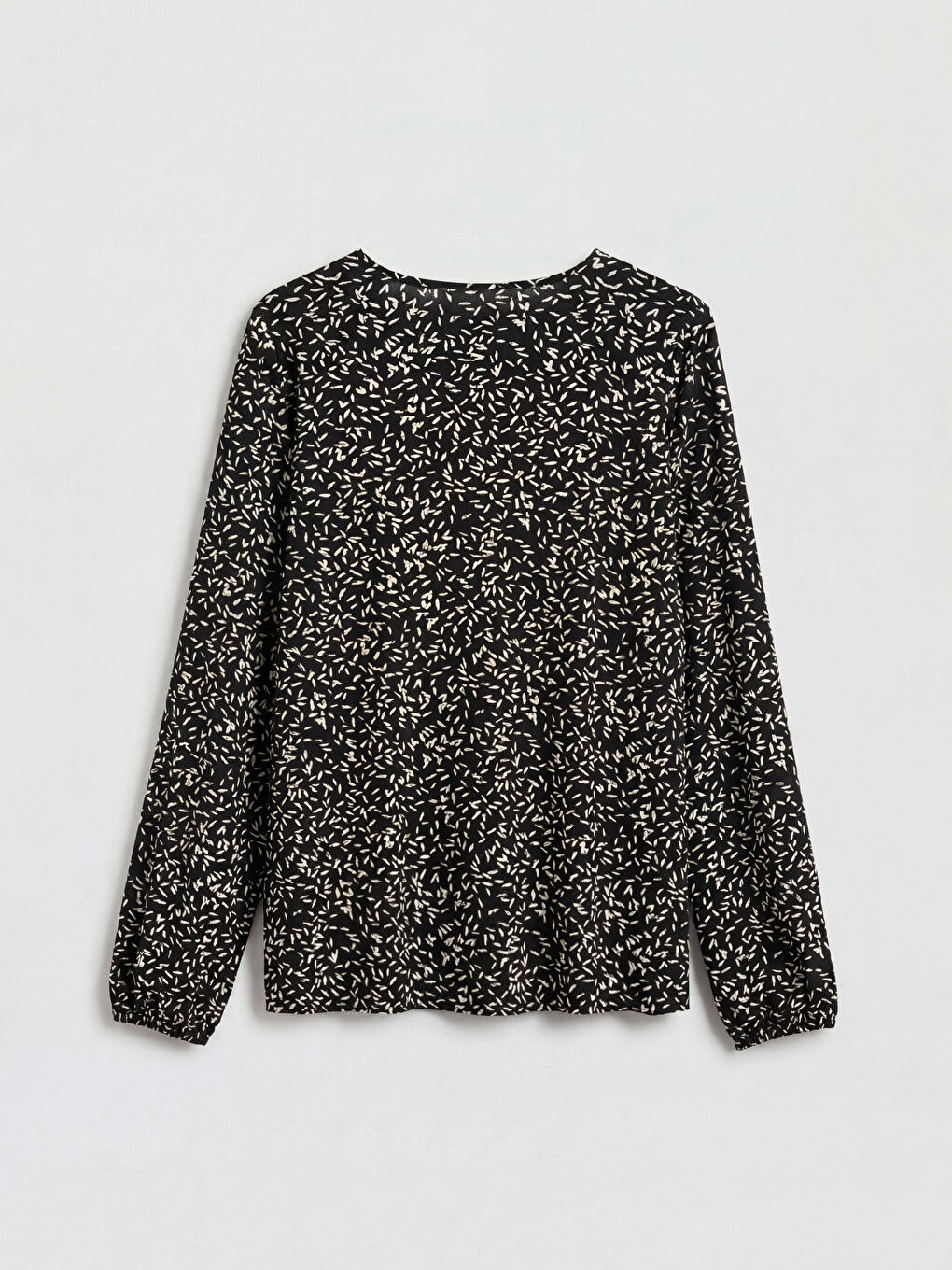 Siyah Bağlamalı Yaka Desenli Bluz-5