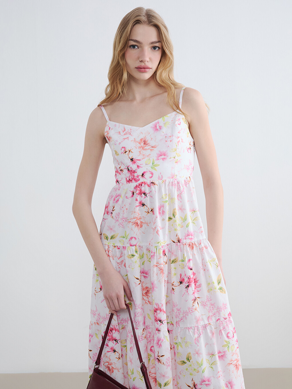 Robe En Popeline Superposée À Bretelles Fines À Motif Floral-1