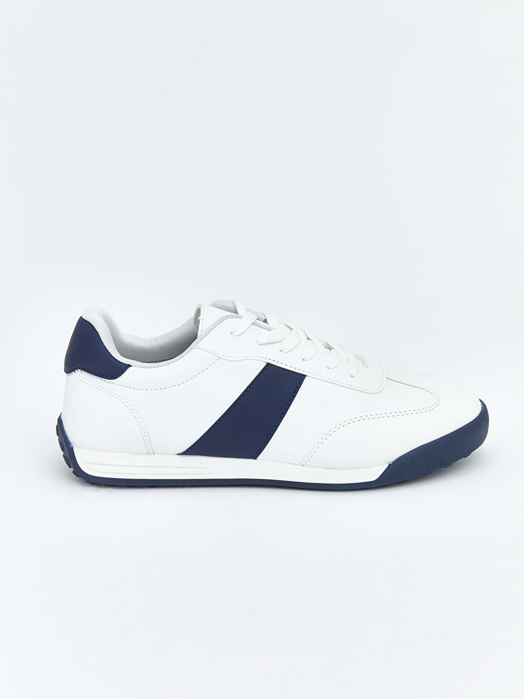 Beyaz Bağcıklı Erkek Spor Ayakkabı-1