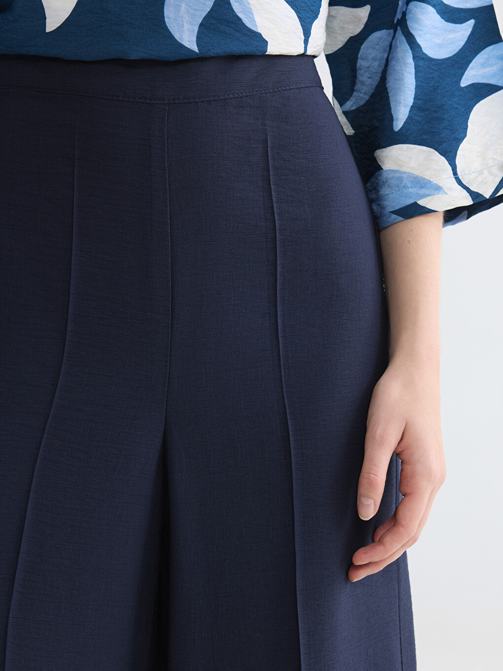 Pantalon Femme à Taille Élastiquée-2