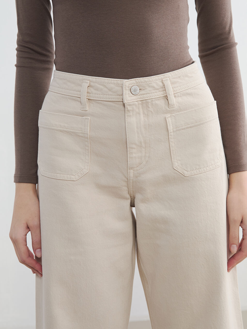 Жена Екрю Дънки-2