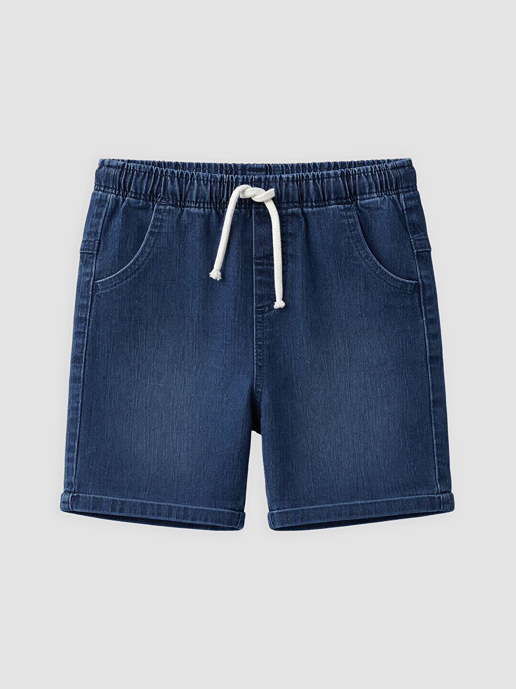 Short En Jean Garçon À Taille Élastiquée
