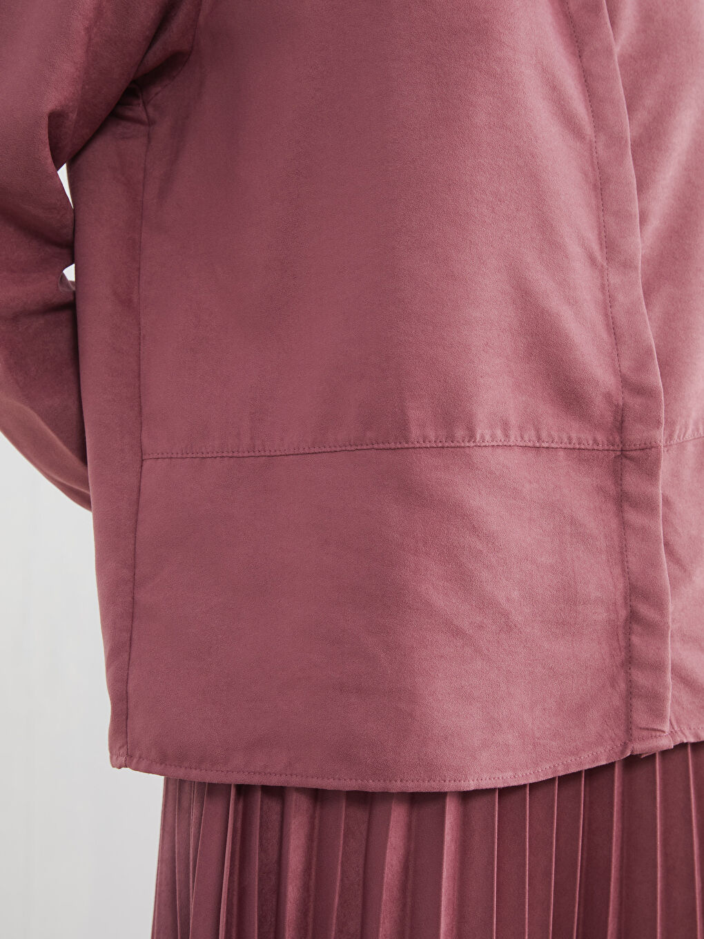 Chemise en satin pour femme-4