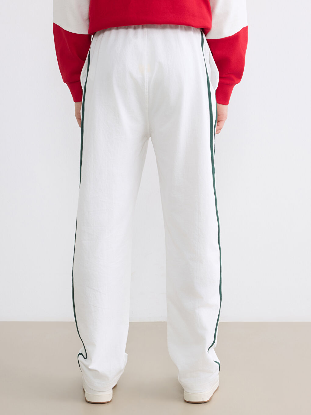 Ekru Loose Fit Şerit Detaylı Erkek Eşofman Altı-3