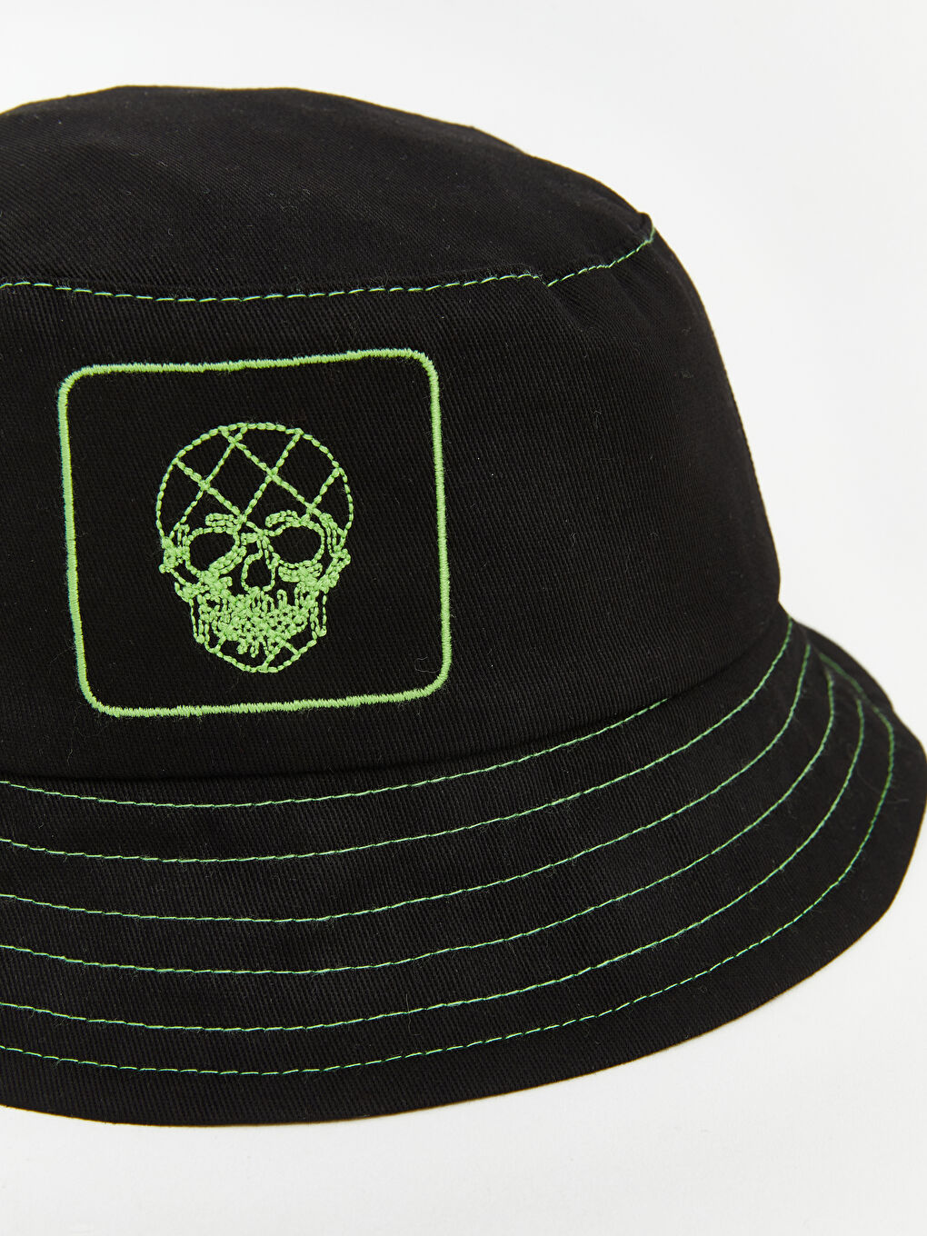 Siyah Nakışlı Erkek Çocuk Bucket Şapka -1