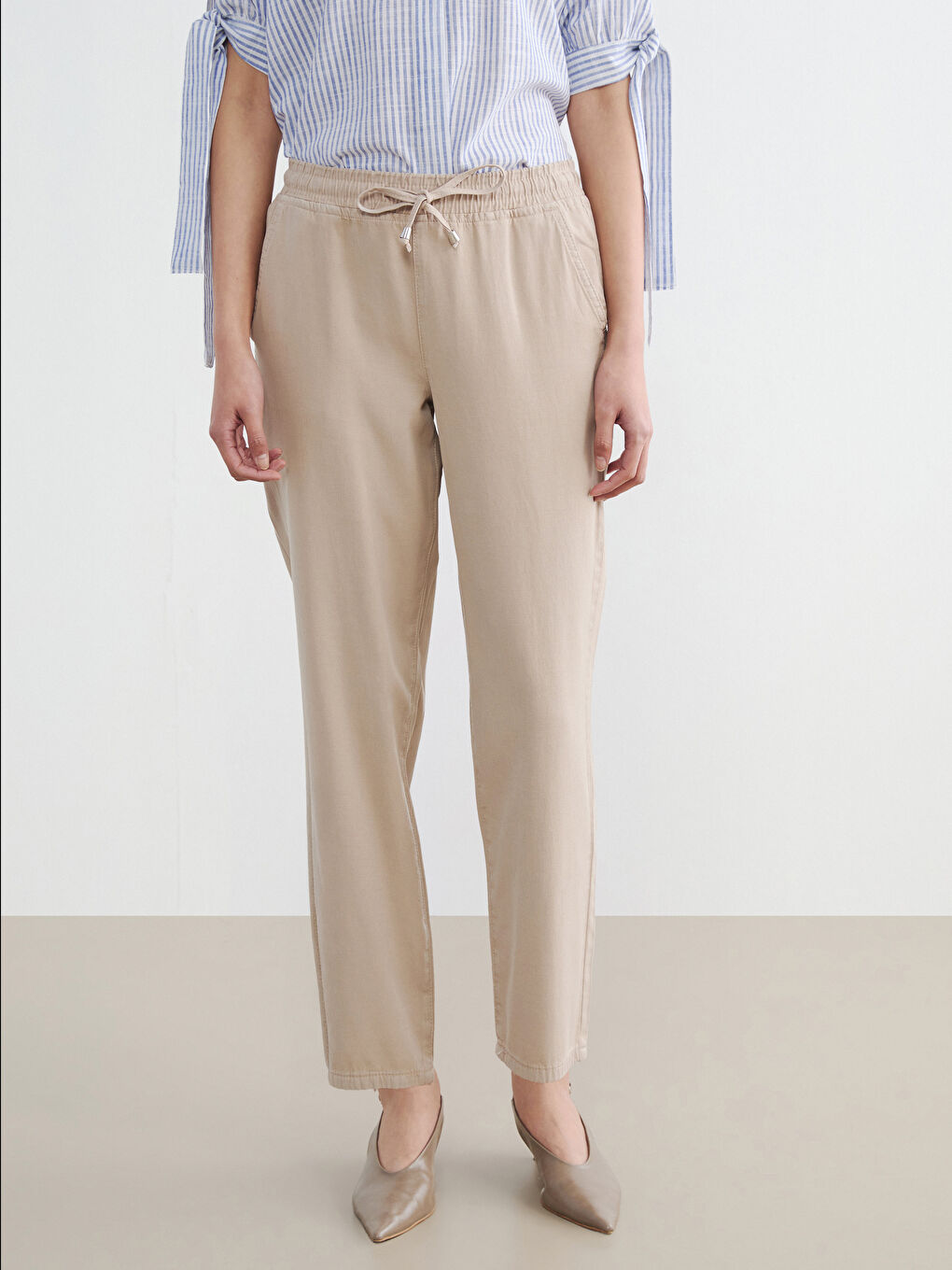 Bej Beli Lastikli Balloon Fit Kadın Jean Pantolon-1