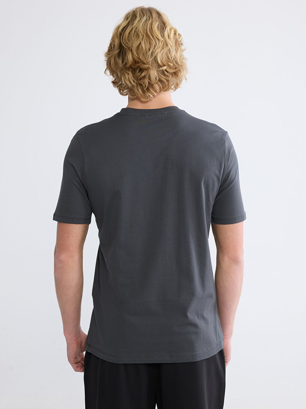 Antrasit Bisiklet Yaka Yılbaşı Temalı Erkek Tişört-3