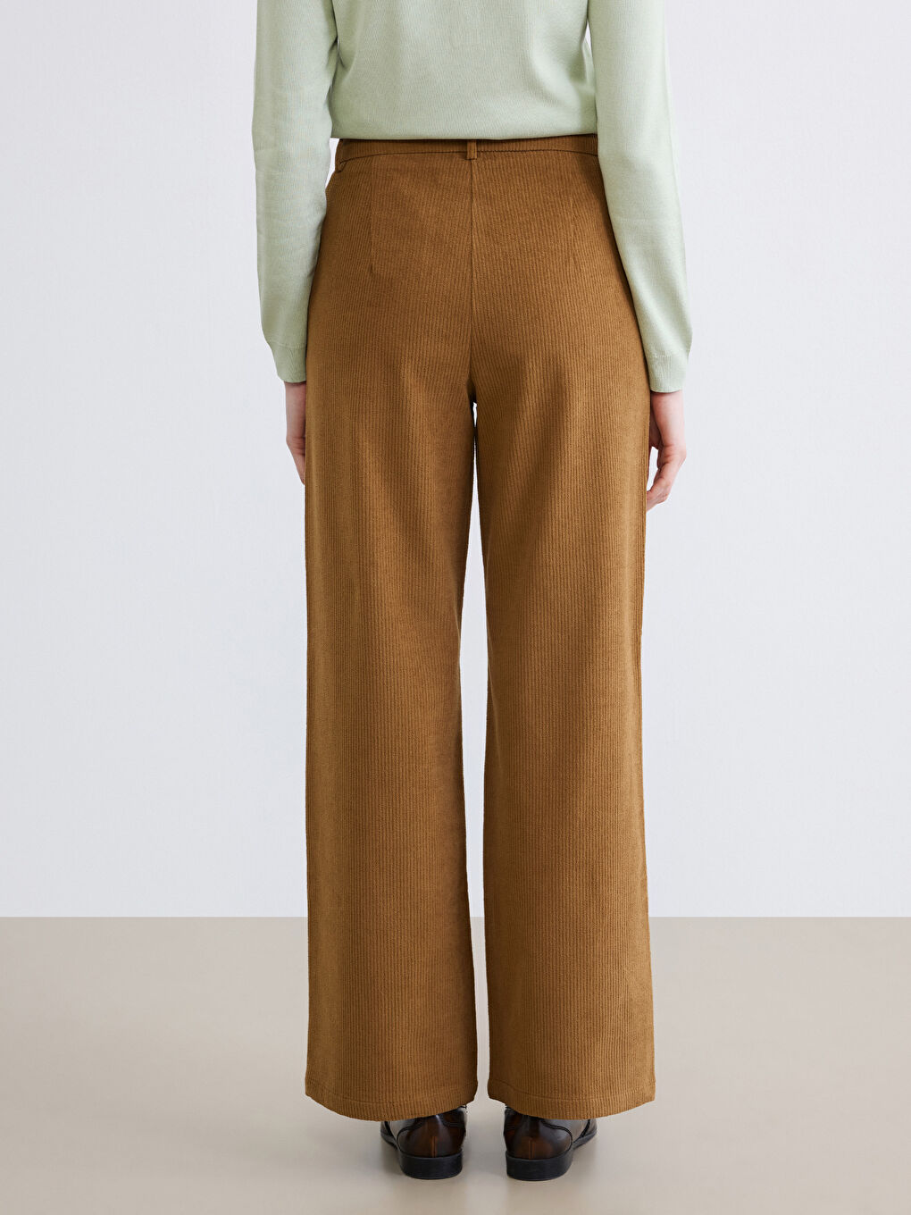 Bej Dar Fit Kadın Fitilli Kadife Pantolon-3