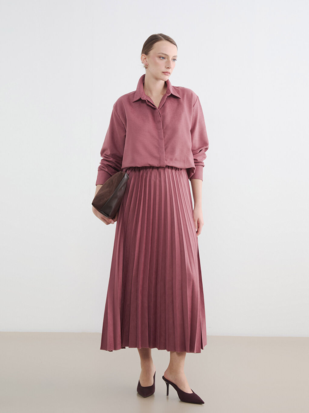 Bordo Beli Lastikli Süet Görünümlü Pileli Etek