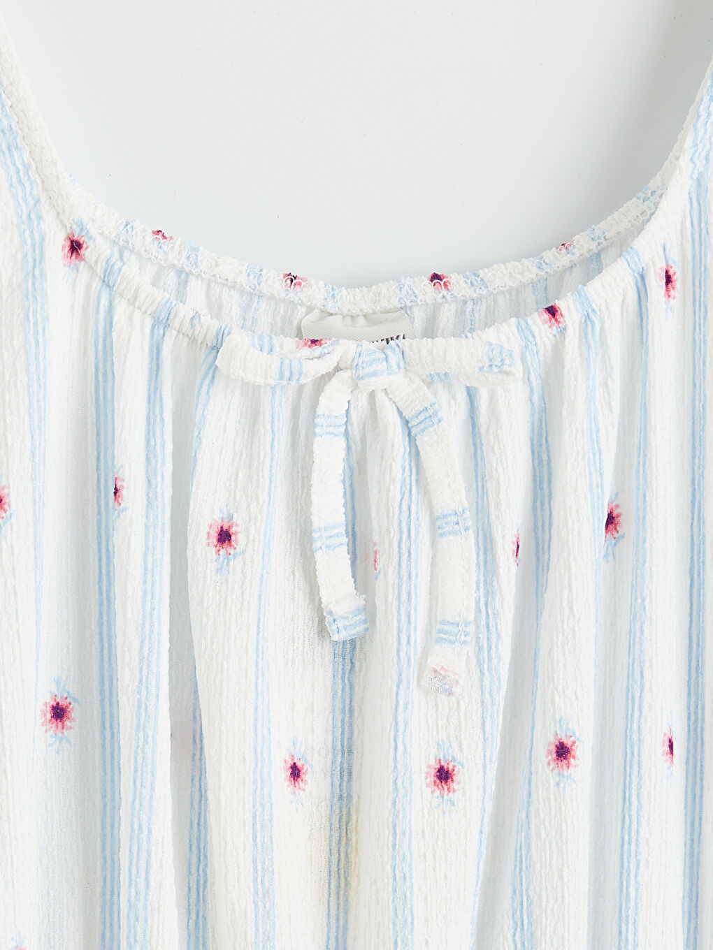 Mavi Kare Yaka Nakışlı Kız Çocuk Elbise-2