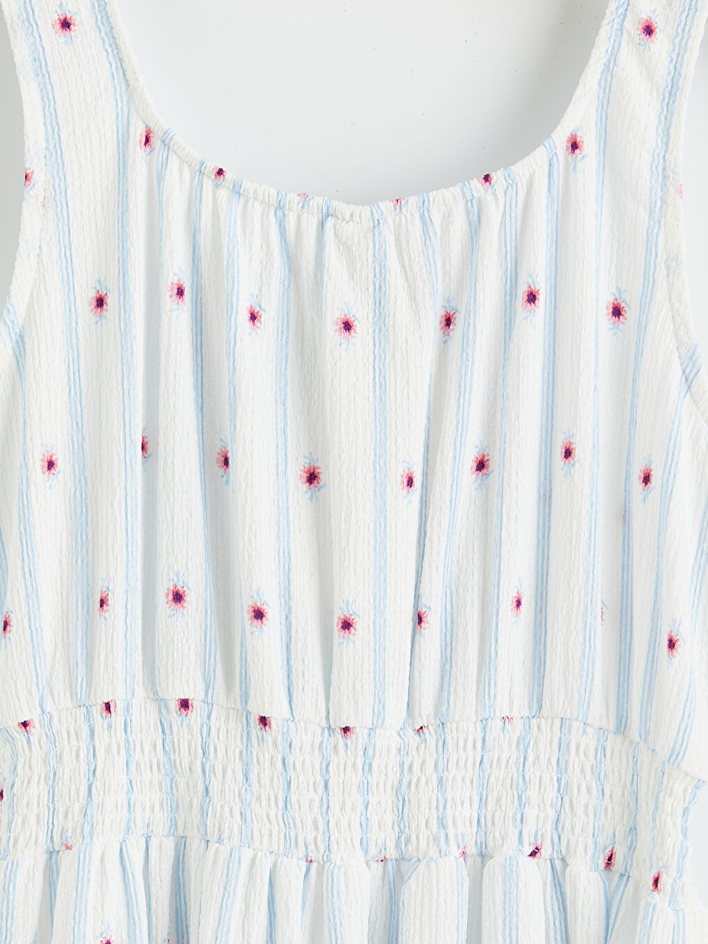 Mavi Kare Yaka Nakışlı Kız Çocuk Elbise-3