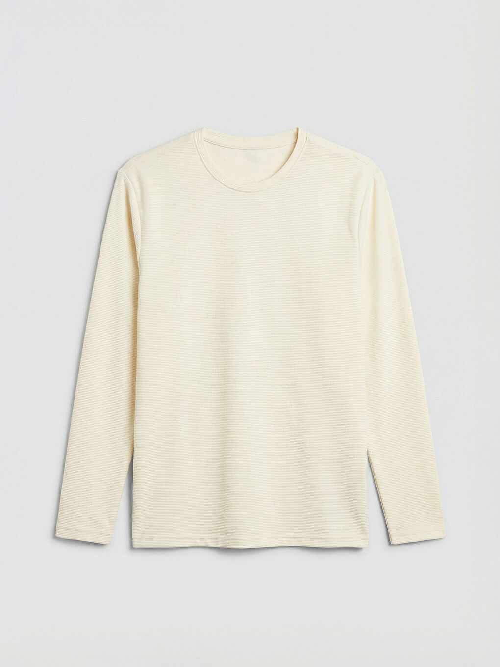 قميص بيجامة