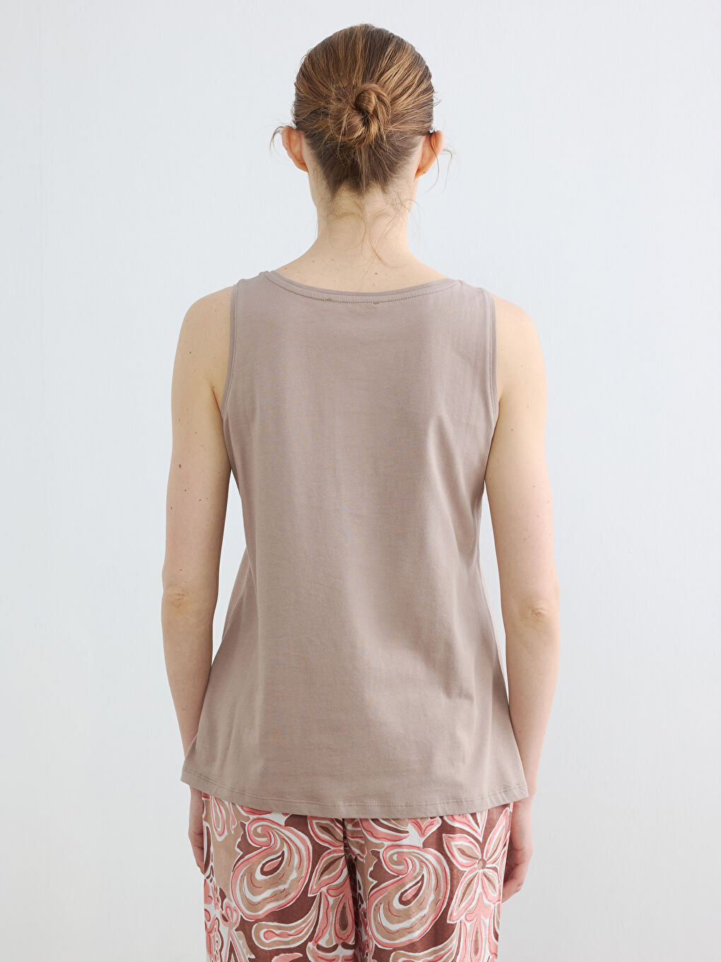 U Neck Women's Tank Top-3