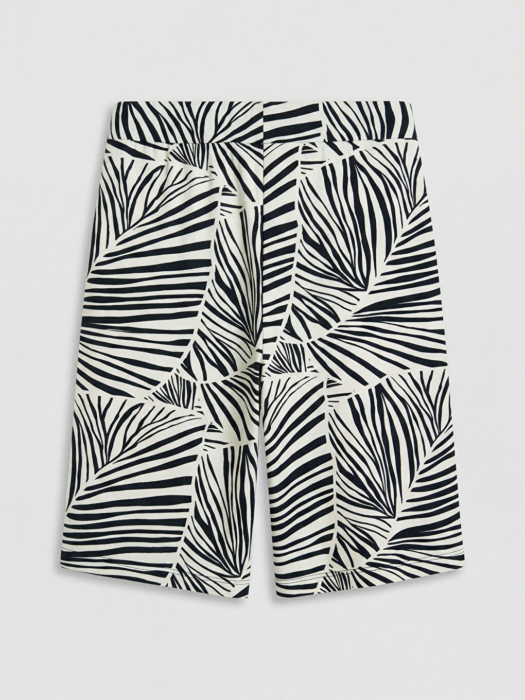 Siyah Yüksek Bel Zebra Desenli Kadın Şortolon-1