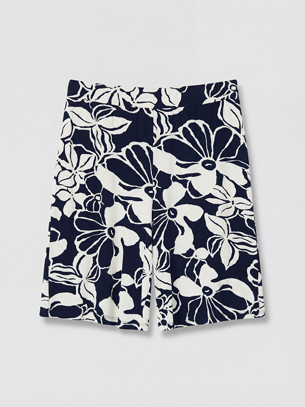 Lacivert Yüksek Bel Çiçekli Kadın Şortolon