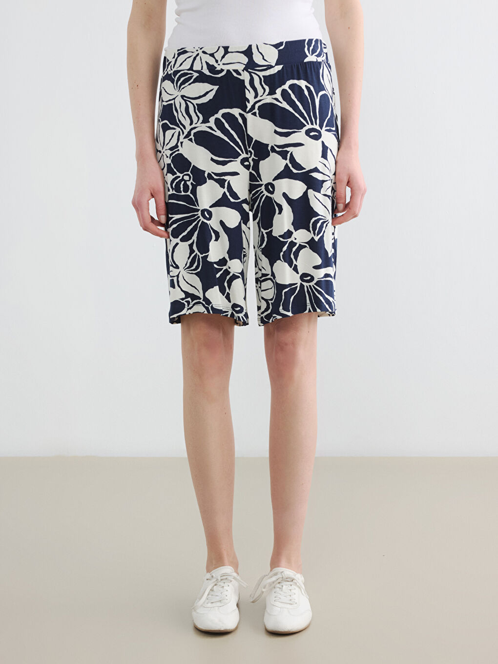 High Waist Floral Women's Shorts-1